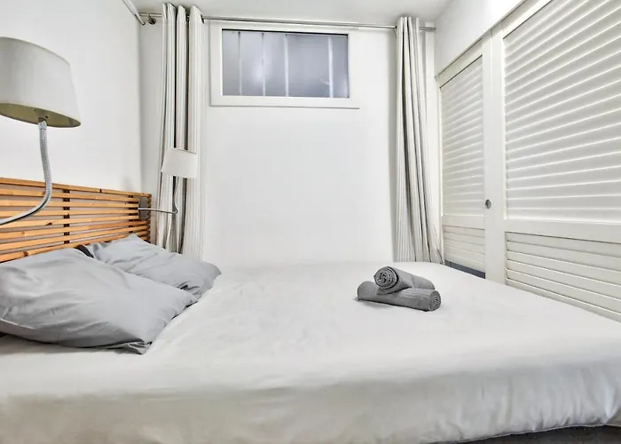1 Bedroom Le Marais Temple * Paris